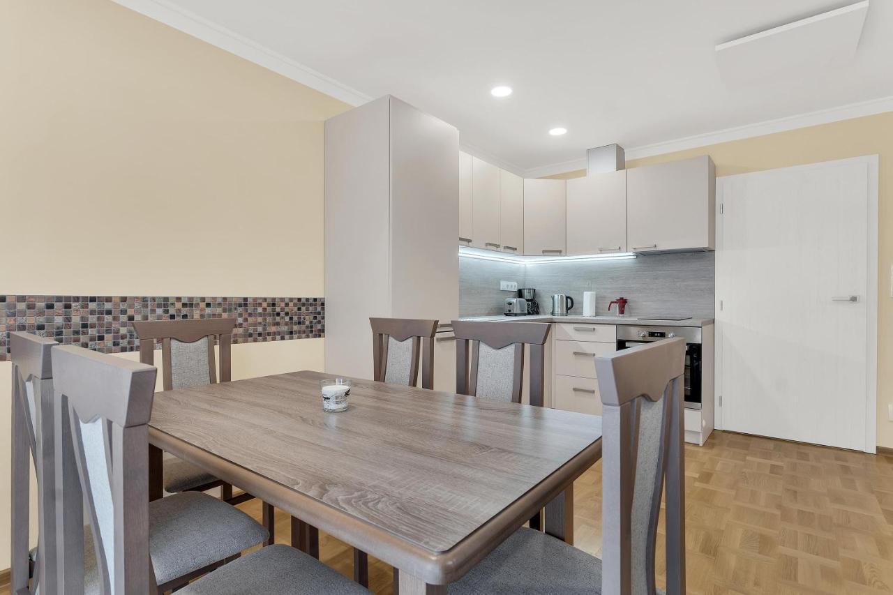 Apartmany Na Vyhledech Loučná pod Klínovcem Bagian luar foto