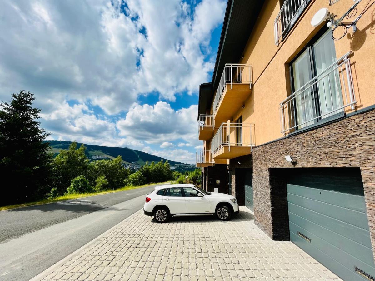 Apartmany Na Vyhledech Loučná pod Klínovcem Bagian luar foto